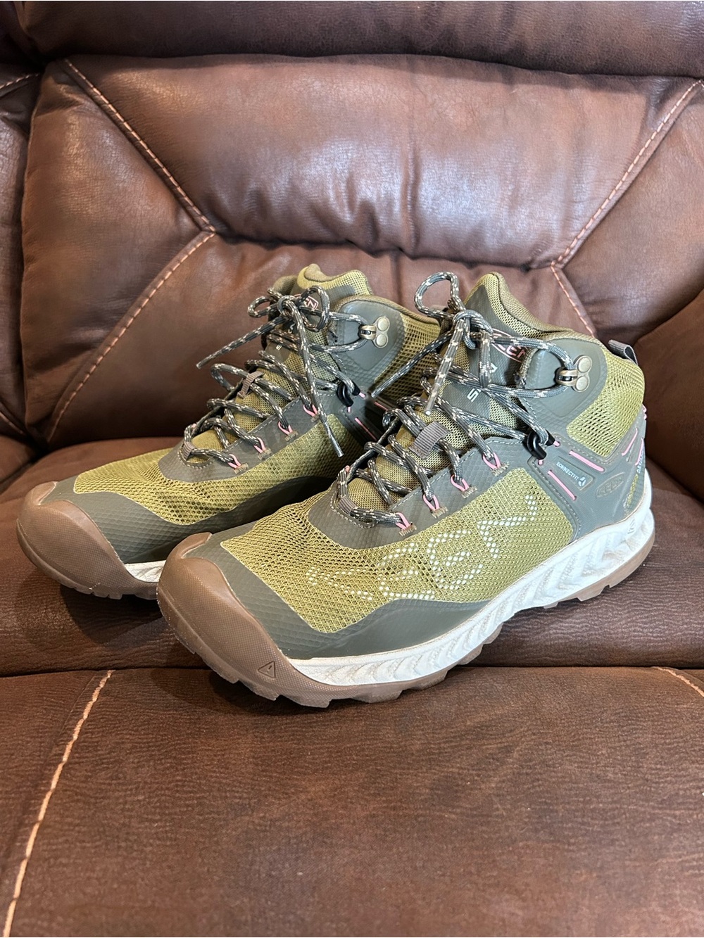 Keen Olive Green and Gray Women's Lace-Up Boots